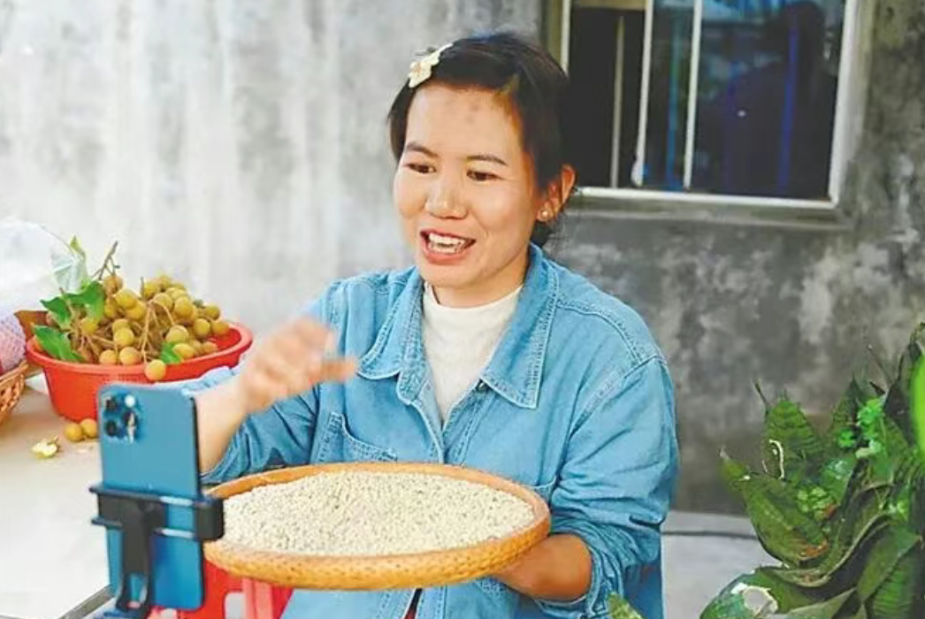 从留守妇女到200万粉丝博主，她把海南特产销往全国